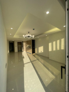 Modern Apartment in Sky Towers Image 5