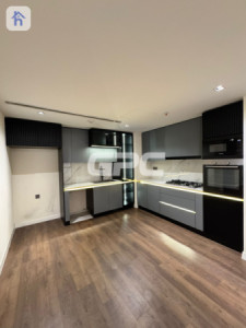 Spacious Apartment in Boulevard Image 5