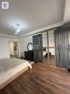 شوقەیەکی یەک ژووری نوستن ڕاخراو لە ئیمپایەر پیرڵ تاوەرز وێنە 7