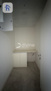 Modern Two Bedroom Apartment with Balcony Resim 6