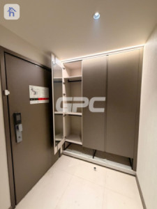 Spacious Apartment in Cavalli Tower image 4