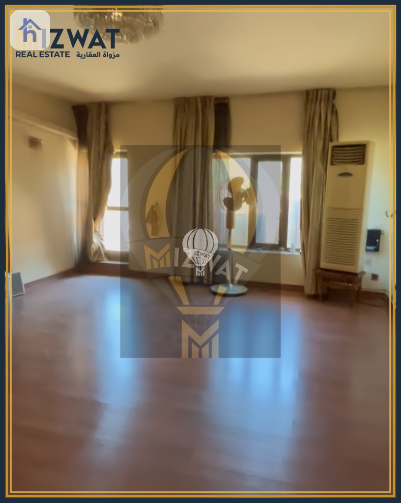 Spacious House with Multiple Rooms Image 2