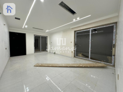 Corner House Image 9