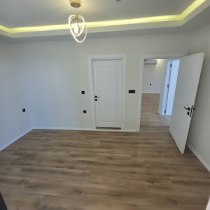 A beautiful 2+1 apartment in Green world Resim 9