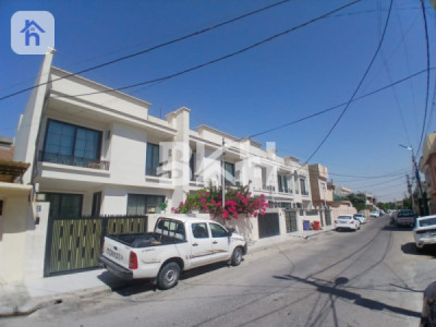 Modern House image 3