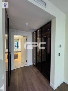 Luxurious 4-Bedroom Apartment for Rent image 14