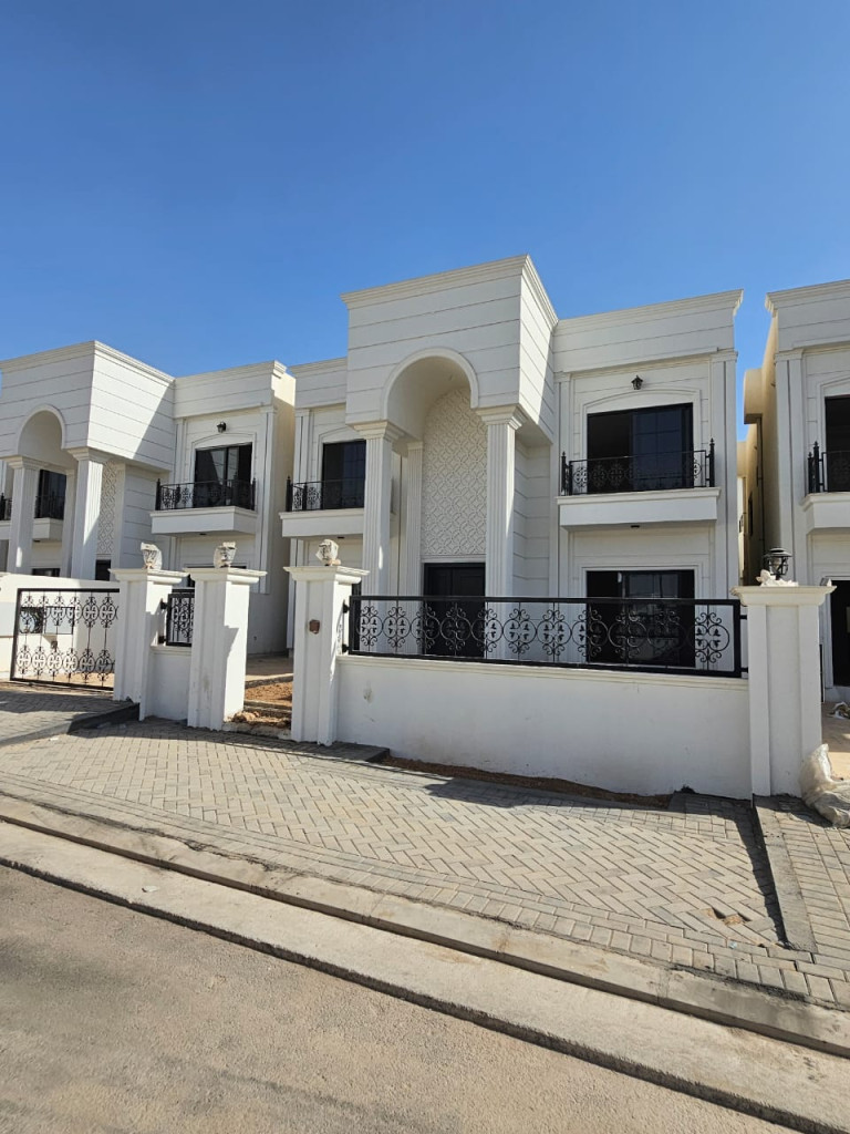 ماڵێکی خێزانیی فراوان لە گوندی ئارام 2