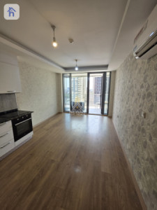 Modern Studio Apartment image 2