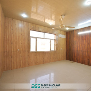 House for rent in Komari Resim 3