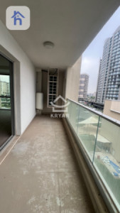 Modern Apartment in Prime Location image 10