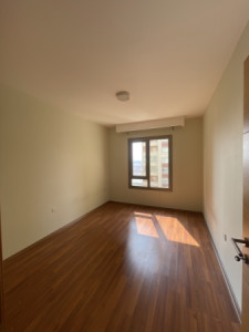 Modern 2-Bedroom Apartment for Rent Image 4