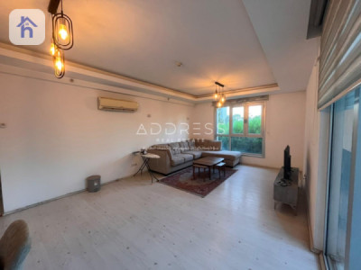 Spacious Apartment in Empire Wings image 3