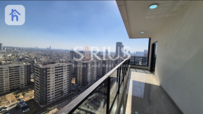 Luxurious Apartment with Stunning Views Image 12