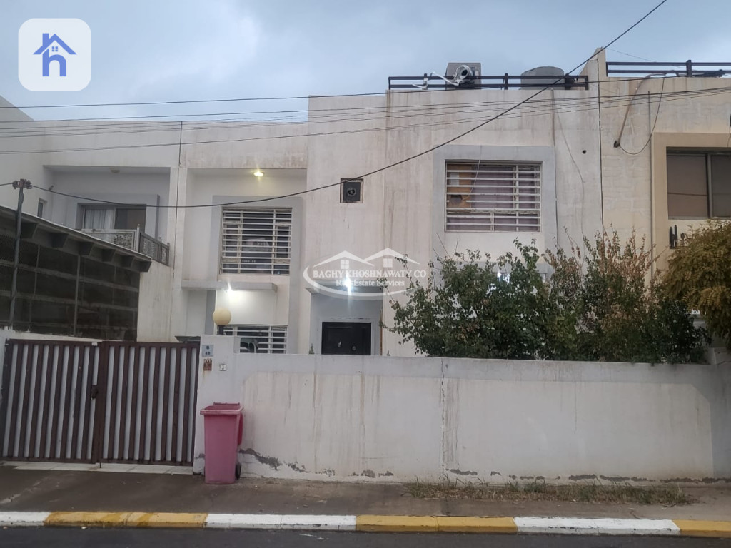 منزل طابقین