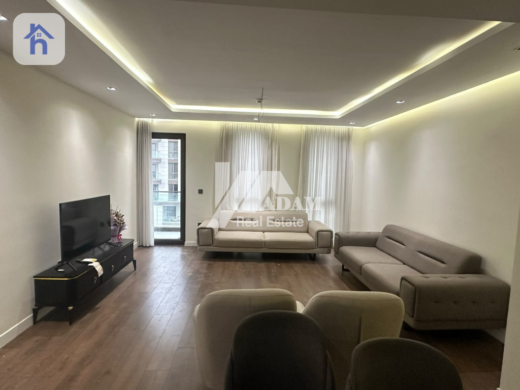 Apartment Opposite Garden