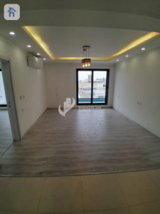 Chic Apartment with Spacious Room image 2