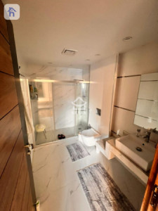 VIP Apartment image 11