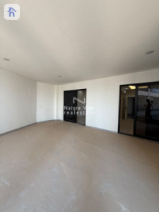 Bright Apartment in Prime Location image 3