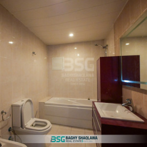 شقة مطلة علی الحديقة صورة 14