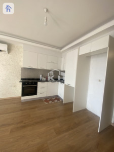 Studio Apartment in Wavey Avenue Image 3