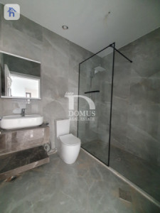 Commercial House For Rent Image 21