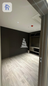 Luxury 4-Bedroom Apartment with Stunning Views image 6