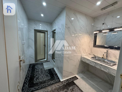 Spacious House in Italian Village image 5