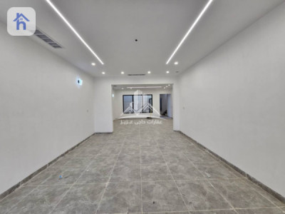 Spacious House with 4 Bedrooms Resim 6