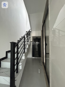 Two Floor House image 8