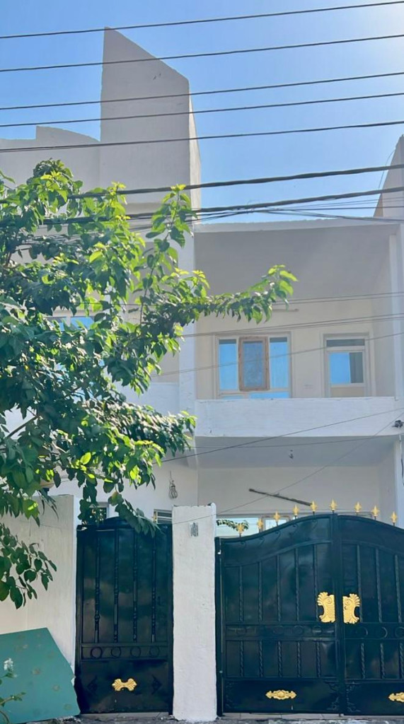 Two Floor House