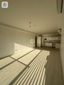 Modern Apartment image 1
