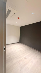 Spacious Apartment with Stunning Views image 2