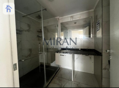 Spacious Apartment with 3 Bedrooms Image 6