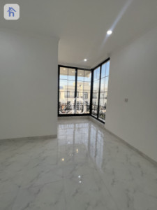 Modern House Image 19