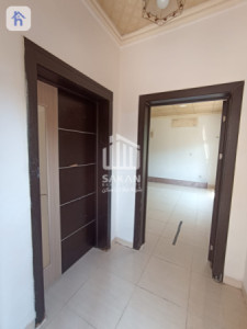 One Floor House image 6