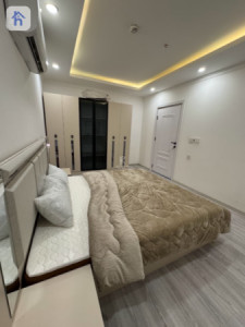 Cozy Apartment with Spectacular City View Image 3