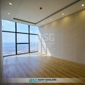 Luxurious Three Bedroom Apartment Image 3