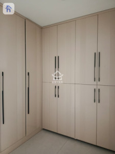 Modern Apartment Image 16