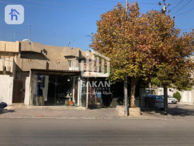 Corner Commercial Property Resim 3