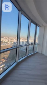 Spacious 4 Bedroom Apartment in Empire Square image 6