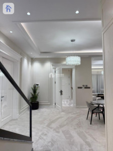 Luxury House image 27