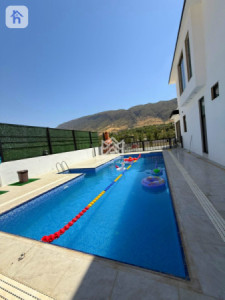 خانووی VIP وێنە 5