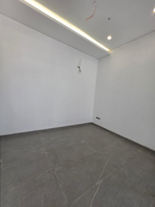 Corner Showroom image 21
