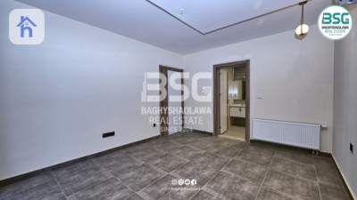 Apartment in Cash Image 4