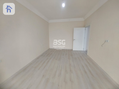 Cozy One-Bedroom Apartment for Rent Resim 3