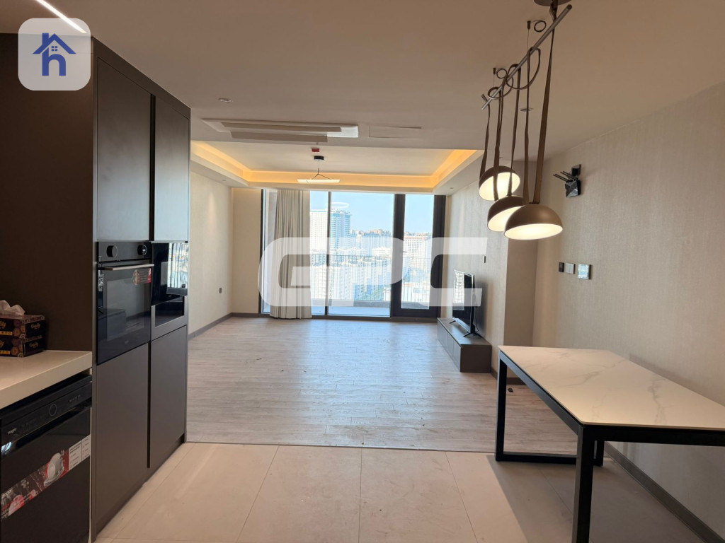 Spacious Apartment in Cavalli Tower Resim 2