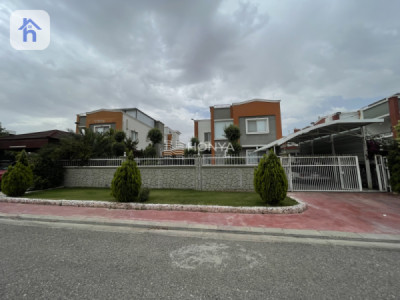 House (450m²) image 1