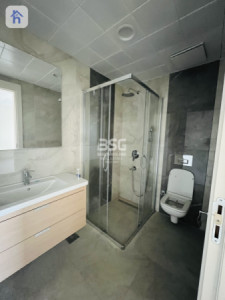 Modern 2BR Apartment Image 7