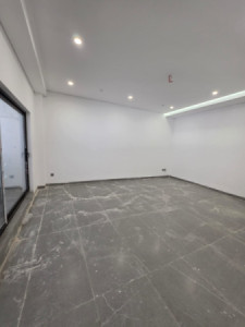 Corner Showroom image 14