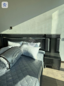 شوقەی ڕاخراو بۆ فرۆشتن وێنە 11